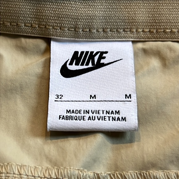 NWOT Nike Utility Pants - Picture 6 of 10